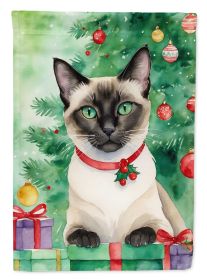Siamese Cat By the Christmas Tree Garden Flag Mailbox Flag Decorative Yard Flag Banner Outside Patio Artwork Yard Flower Beds, Garden Size, Multi